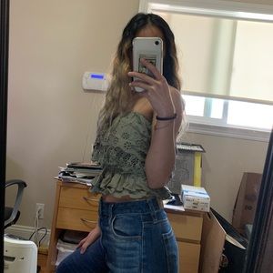 American Eagle crop top